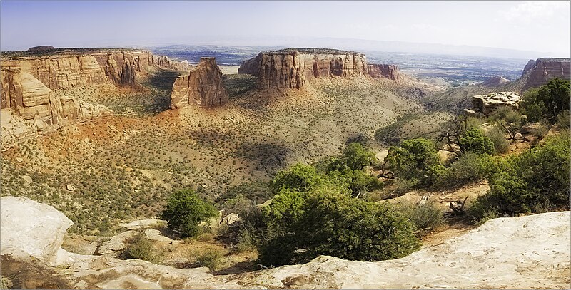 File:2009-08-15-0007885-00 USA Colorado NationalMonument.jpg