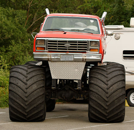 Monster truck appelé "Speed Bandit".