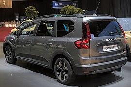 Dacia Jogger Hybrid - left rear view