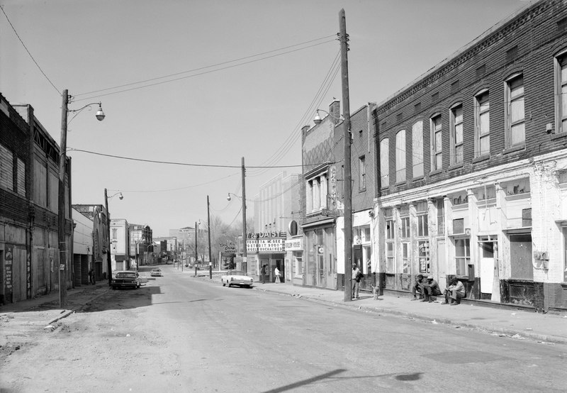 File:AREA OF FOURTH STREET, LOOKING WEST - Beale Street Historic District, Memphis, Shelby County, TN HABS TENN,79-MEMPH,6-3.tif