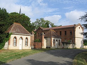 Abbaye Sainte-Marie-du-Désert (ancienne entrée).JPG