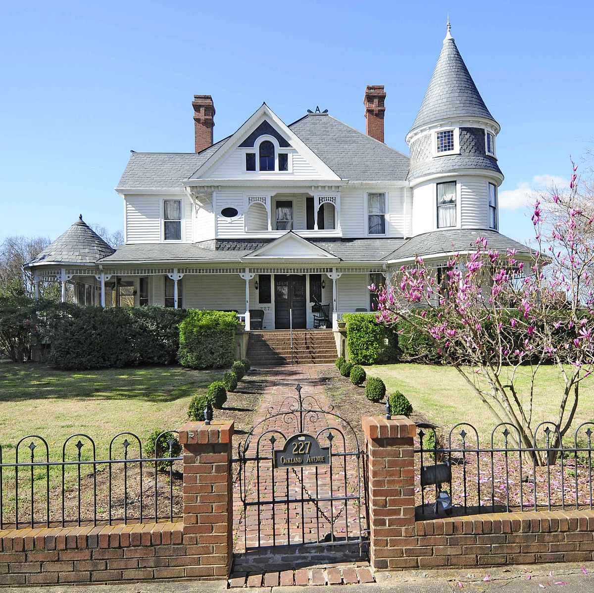 Anderson house building