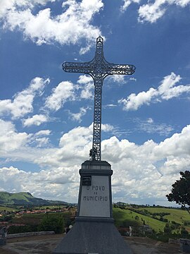 Monumento do Cruzeiro, em Areado - MG.