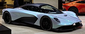 L'Aston Martin Valhalla è una delle vetture presenti nel film