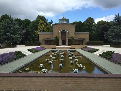 Hoe gaan naar Begraafplaats Akendam met het openbaar vervoer - Over de plek