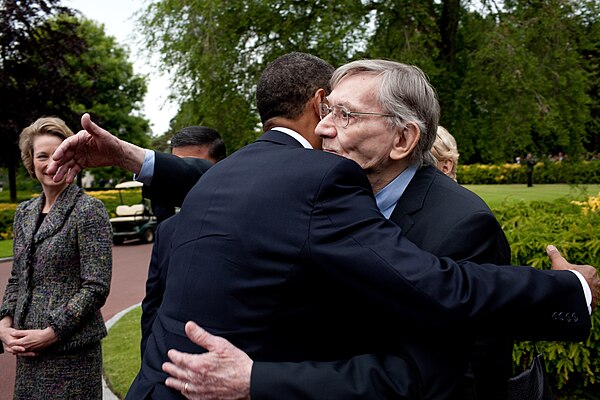 Barack Obama embraces his great-uncle Charles Payne, June 6, 2009.