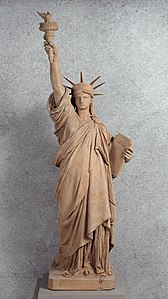 Statue de la Liberté (1875), terre cuite, musée des Beaux-Arts de Lyon.