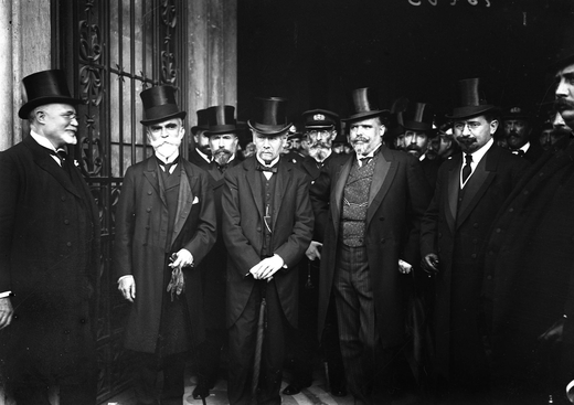 Left to right: President Bernardino Machado, President Teófilo Braga, President António José de Almeida, and Prime Minister Afonso Costa; 1911