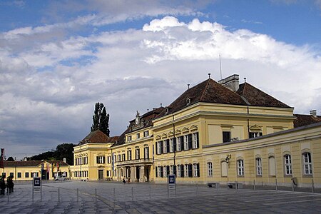 Blauer Hof Laxenburg.jpg