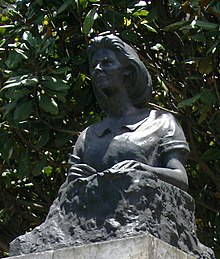 Busto de Diana Turbay (cortado).jpg