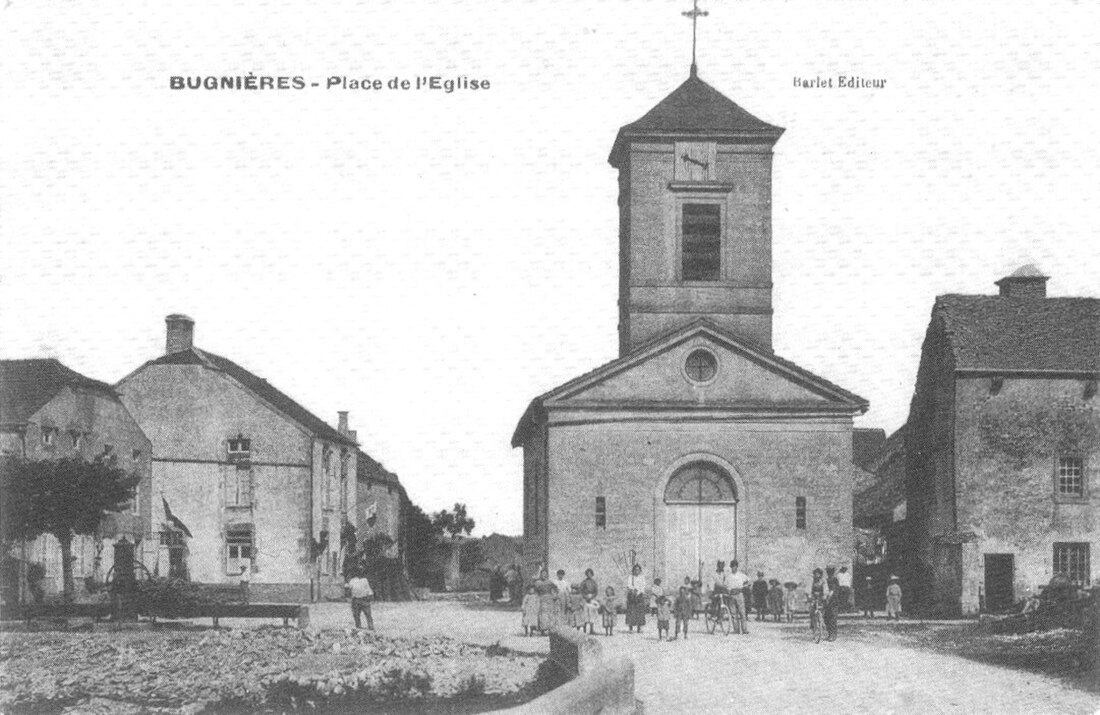 File:CP Bugnières Place de l'Eglise.jpg