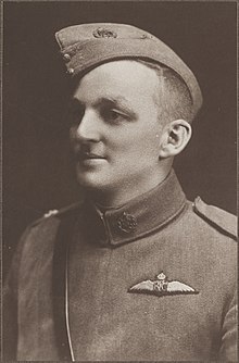 Photographie du capitaine Clive Franklyn Collett (1920).jpg