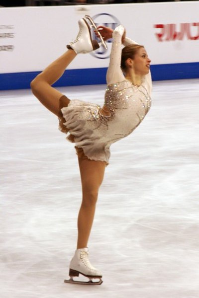 Kostner performs at the 2009 World Figure Skating Championships.