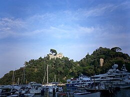 Castello Brown from the port Castello Brown - Portofino - panoramio.jpg