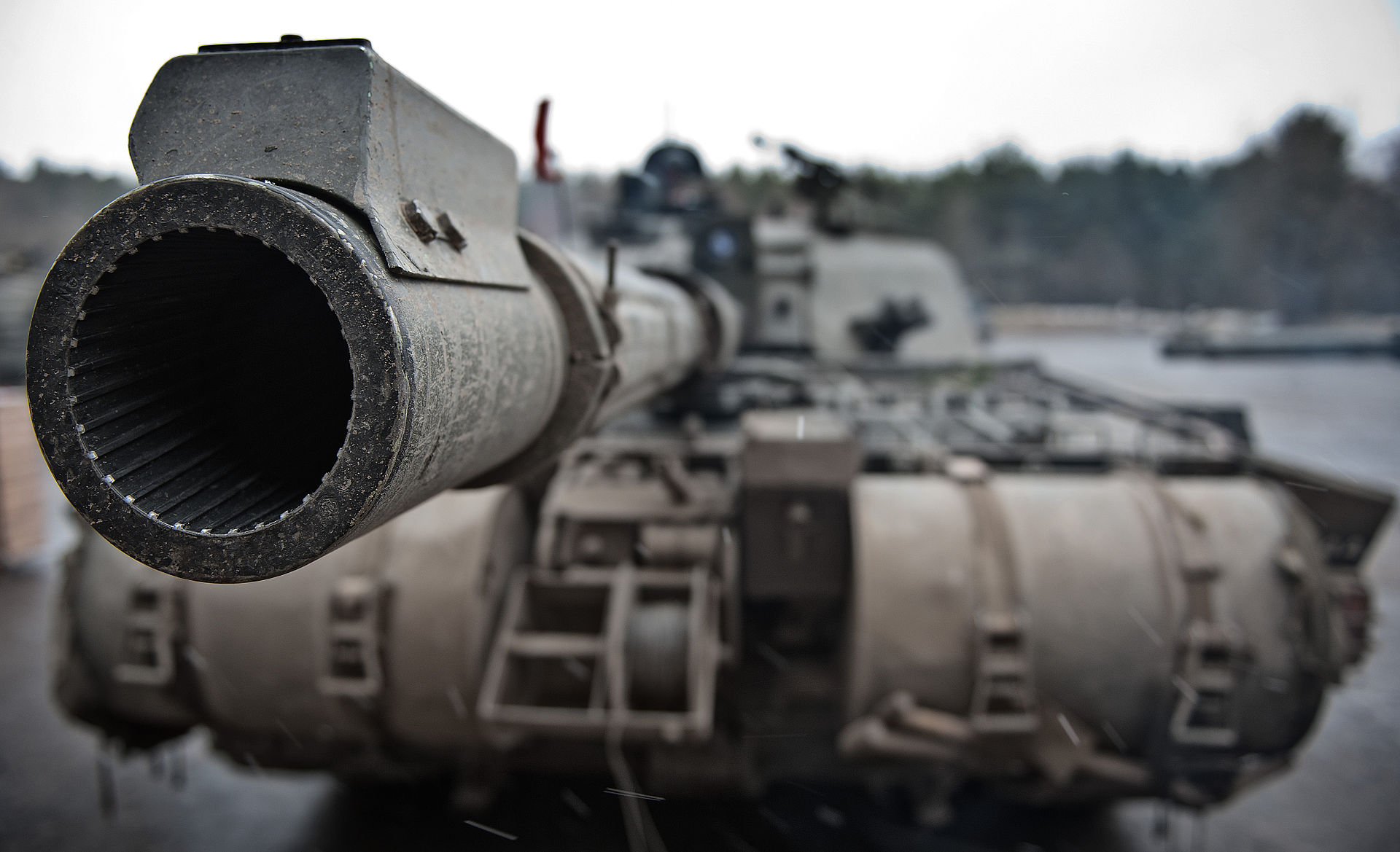 <em>The rifled barrel of the Challenger 2 (Defence Imagery)</em>