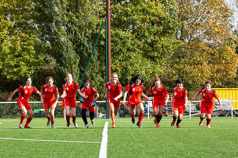 File:Compétition sportive étudiante sur le campus de l'Ecole polytechnique (48953035497).jpg