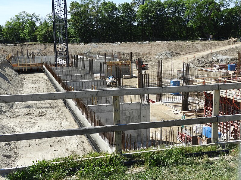 File:Construction site South St 047.jpg