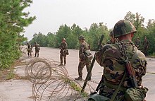 1996, Slovaakse soldaten op oefening