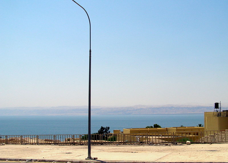 File:Dead Sea Jordanian Side 02.JPG