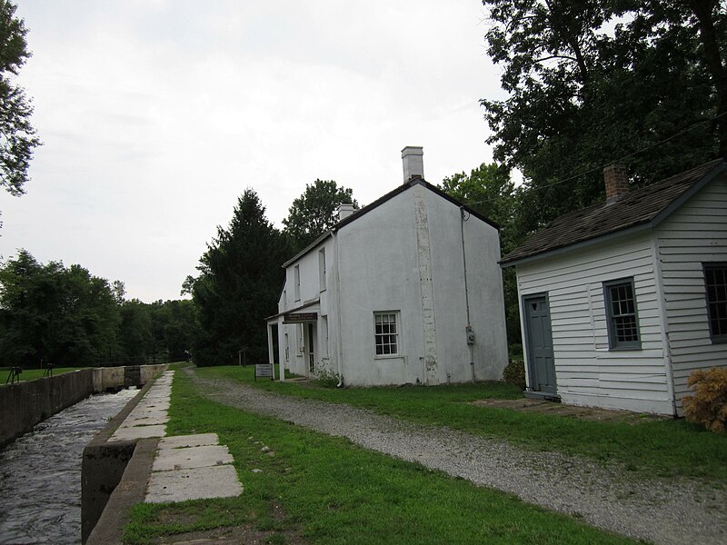 File:Delaware and Raritan Canal - Kingston, New Jersey - 6349652744.jpg