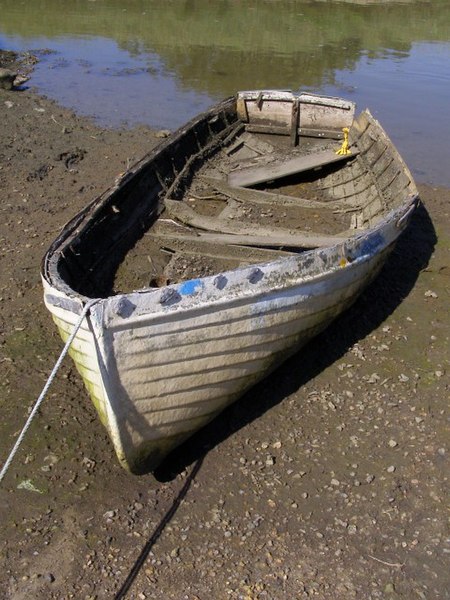 File:Derelict rowboat, near Creek Cottage, Woodside - geograph.org.uk - 504660.jpg