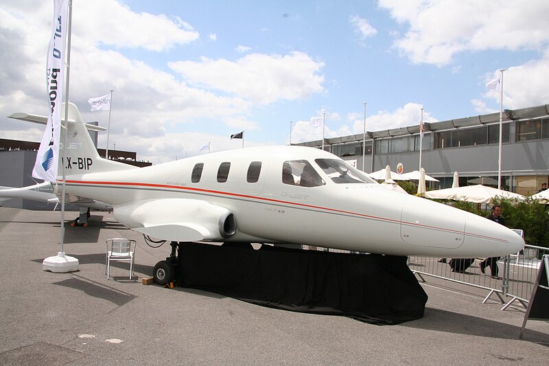 File:Diamond D-Jet Salon du Bourget 2009-06-19 035.jpg