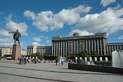 Московская площадь санкт петербург. Дом советов Санкт-Петербург Московский проспект. Дом советов Московская площадь Санкт-Петербург. Дом советов на Московской площади.