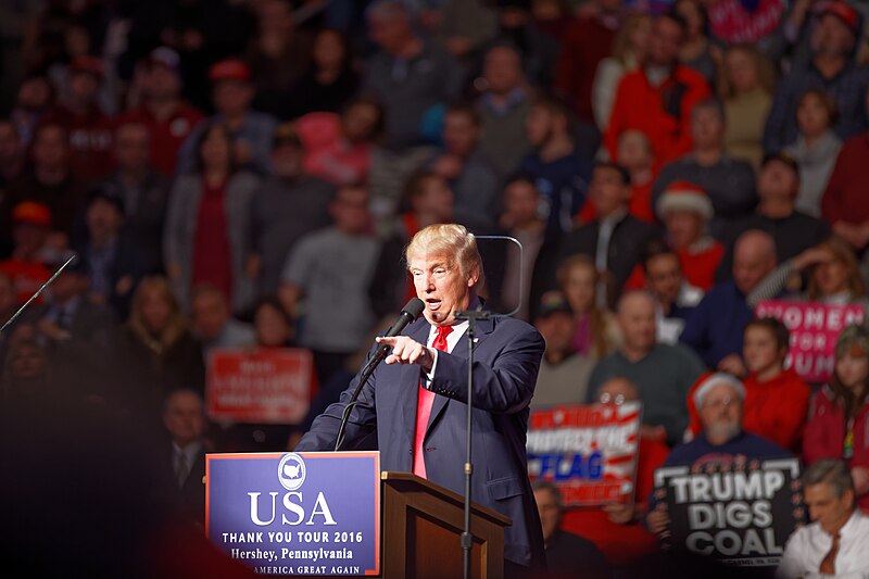 File:Donald Trump Victory Tour at Hershey PA on December 15th 2016 19.jpg