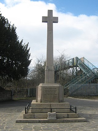 <span class="mw-page-title-main">Duffield War Memorial</span> Historic site in Derbyshire, England