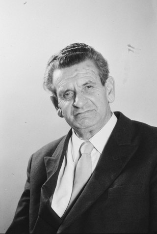 <span class="mw-page-title-main">Hans Düby</span> Swiss politician (1906–1978)