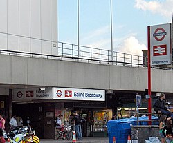 Ealing Broadway (stacja kolejowa)