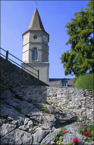 <span class="mw-page-title-main">Castet</span> Commune in Nouvelle-Aquitaine, France