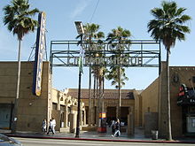 L'ingresso dell'Egyptian Theatre, dove è avvenuta la première del film il 10 agosto 2008.
