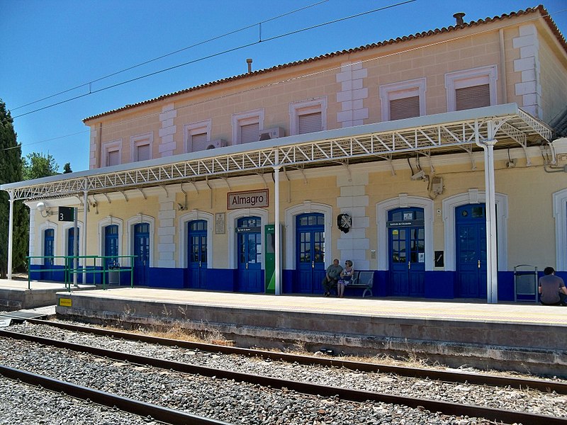 File:Estación de Almagro, Ciudad Real.jpg