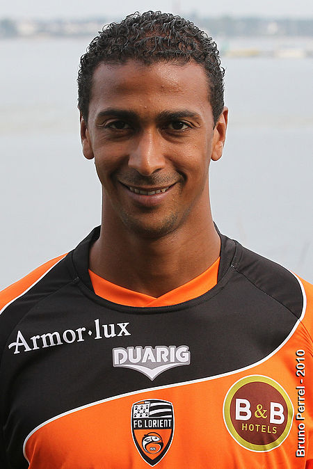 FC Lorient 2010-211 - James Fanchone.jpg