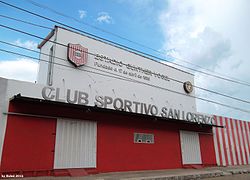 Fachada Estadio Gunther Vogel.JPG