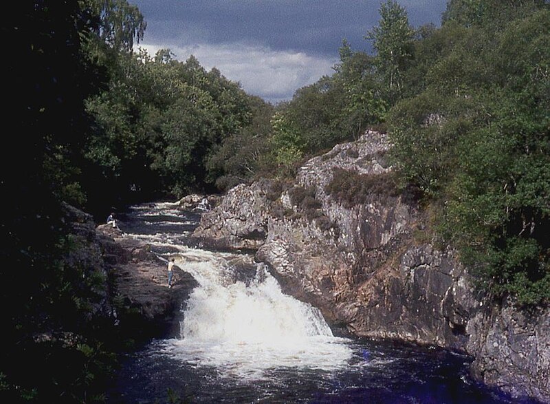 File:Falls of Shin - geograph.org.uk - 5647699.jpg