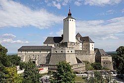 Forchtenstein - Burg (3).JPG