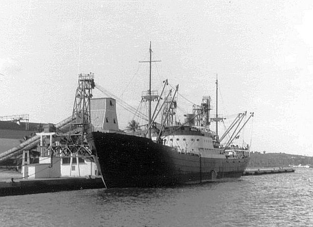 The German cargo Ship MS Vogelsberg loading of sugar - Santa Cruz de Barahona, 1959
