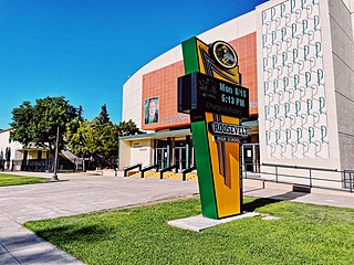 <span class="mw-page-title-main">Theodore Roosevelt High School (Fresno, California)</span> Public school in Fresno, California, United States