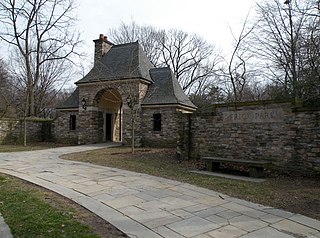 <span class="mw-page-title-main">Frick Park</span> Park in Pittsburgh, Pennsylvania
