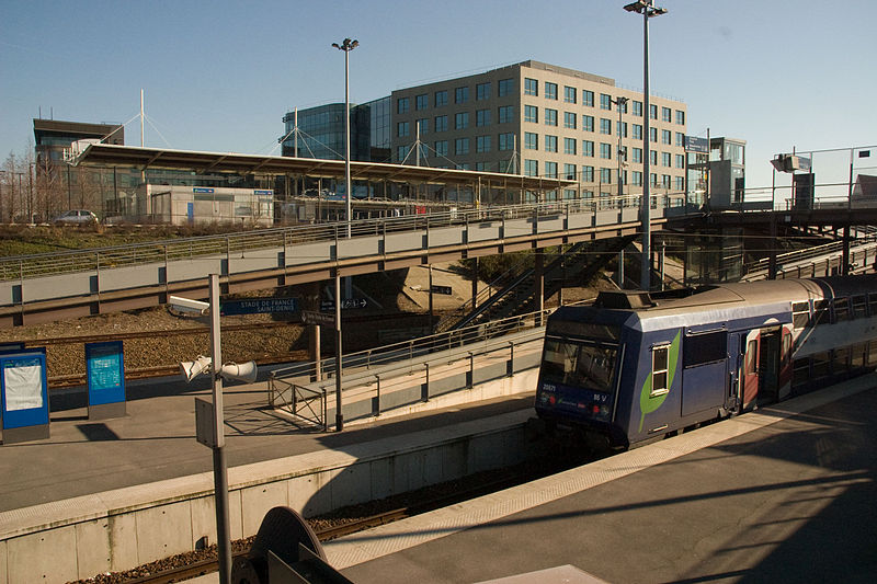 File:Gare du Stade-de-France-St-Denis CRW 0794.jpg