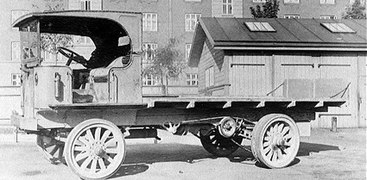 1916 Garford 5-ton truck