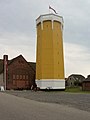 Gelber Turm mit 'Dannebrog' Gedser Falster