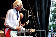 Deutsch: Steve Gibbons and Band (GBR), Bühne Sebalder Platz,40. Musikfestival Bardentreffen 2015 in Nürnberg, Deutschland English: Steve Gibbons and Band (GBR), Sebald Square stage,40th music festival 'Bardentreffen' 2015 at Nuremberg, Germany Festivalsommer This photo was created with the support of donations to Wikimedia Deutschland in the context of the CPB project "Festival Summer". Deutsch ∙ English ∙ español ∙ français ∙ italiano ∙ português ∙ sicilianu ∙ svenska ∙ Türkçe ∙ беларуская (тарашкевіца) ∙ македонски ∙ українська ∙ +/−