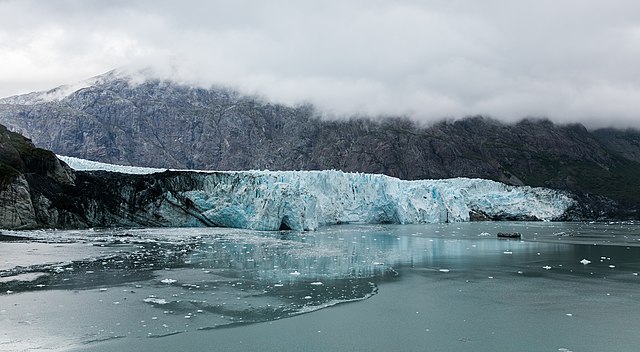 Ледник Марджери[англ.] в национальном парке Глейшер-Бей на Аляске