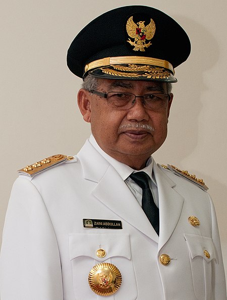 Fail:Gubernur Zaini Abdulla.jpg