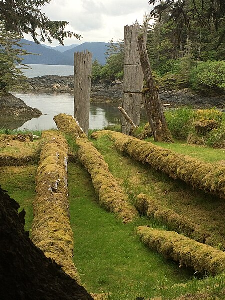 File:Gwaii Haanas National Park (27482151051).jpg