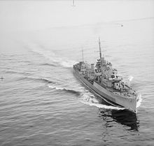 Aerial view of Garland at low speed HMSGarlandFL 008921.jpg