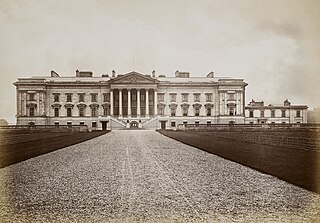 <span class="mw-page-title-main">Hamilton Palace</span> Grand house in South Lanarkshire, Scotland